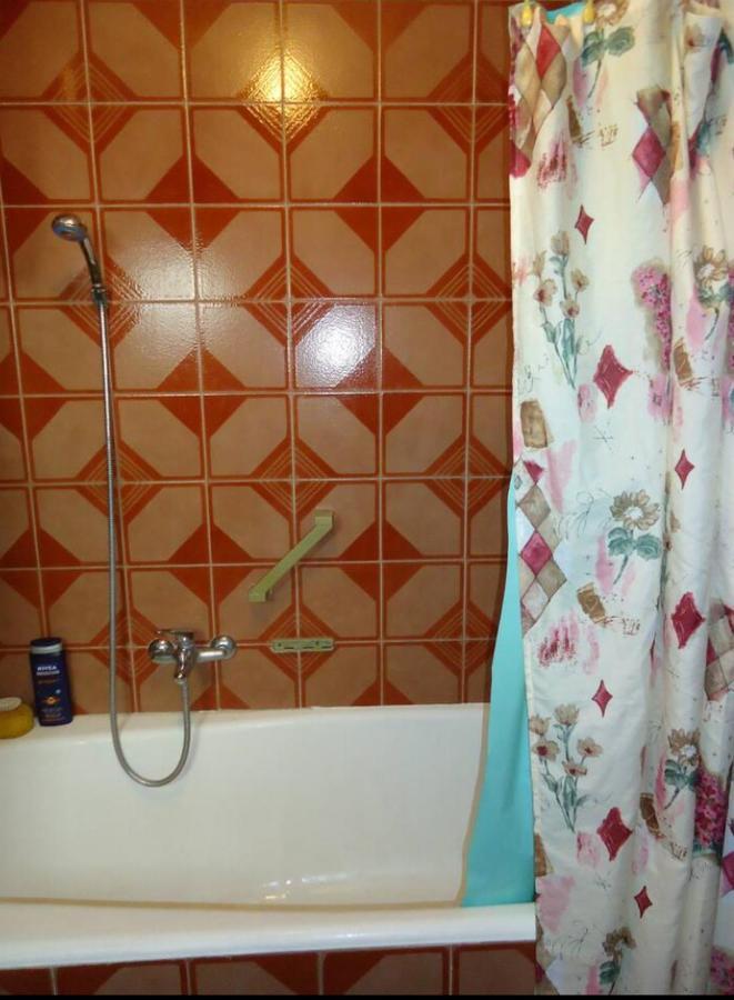 Private Room In A Shared Apartment In The Center Of באר מראה חיצוני תמונה
